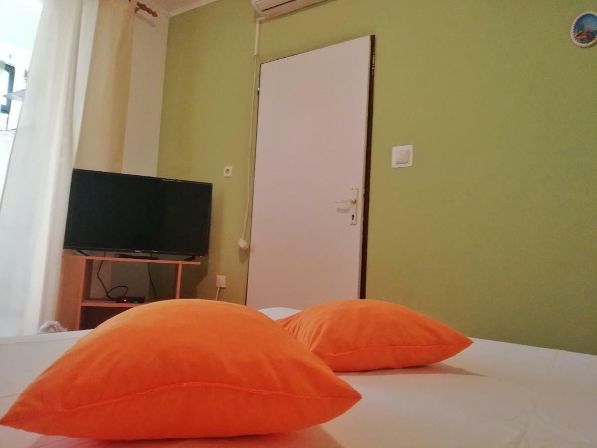 Apartments Jadranka Tučepi Exteriör bild
