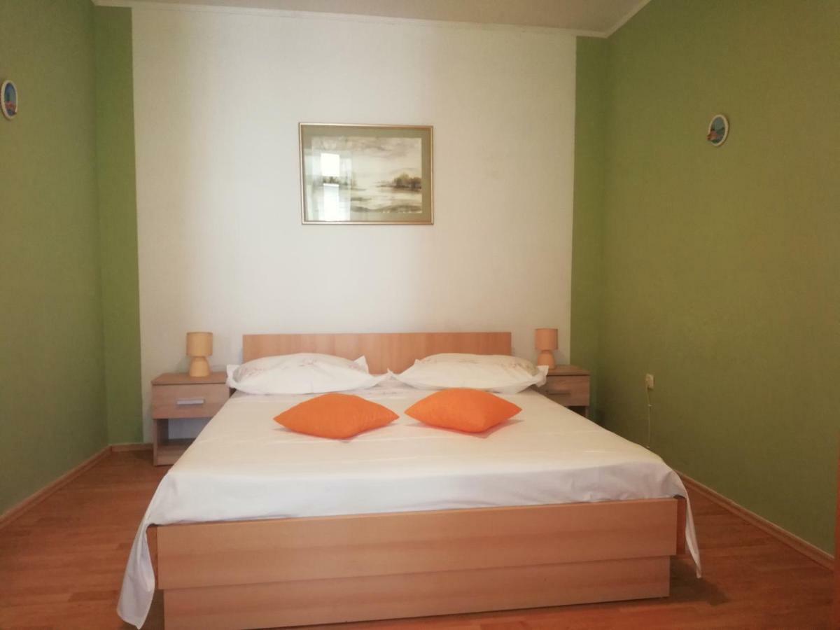 Apartments Jadranka Tučepi Exteriör bild